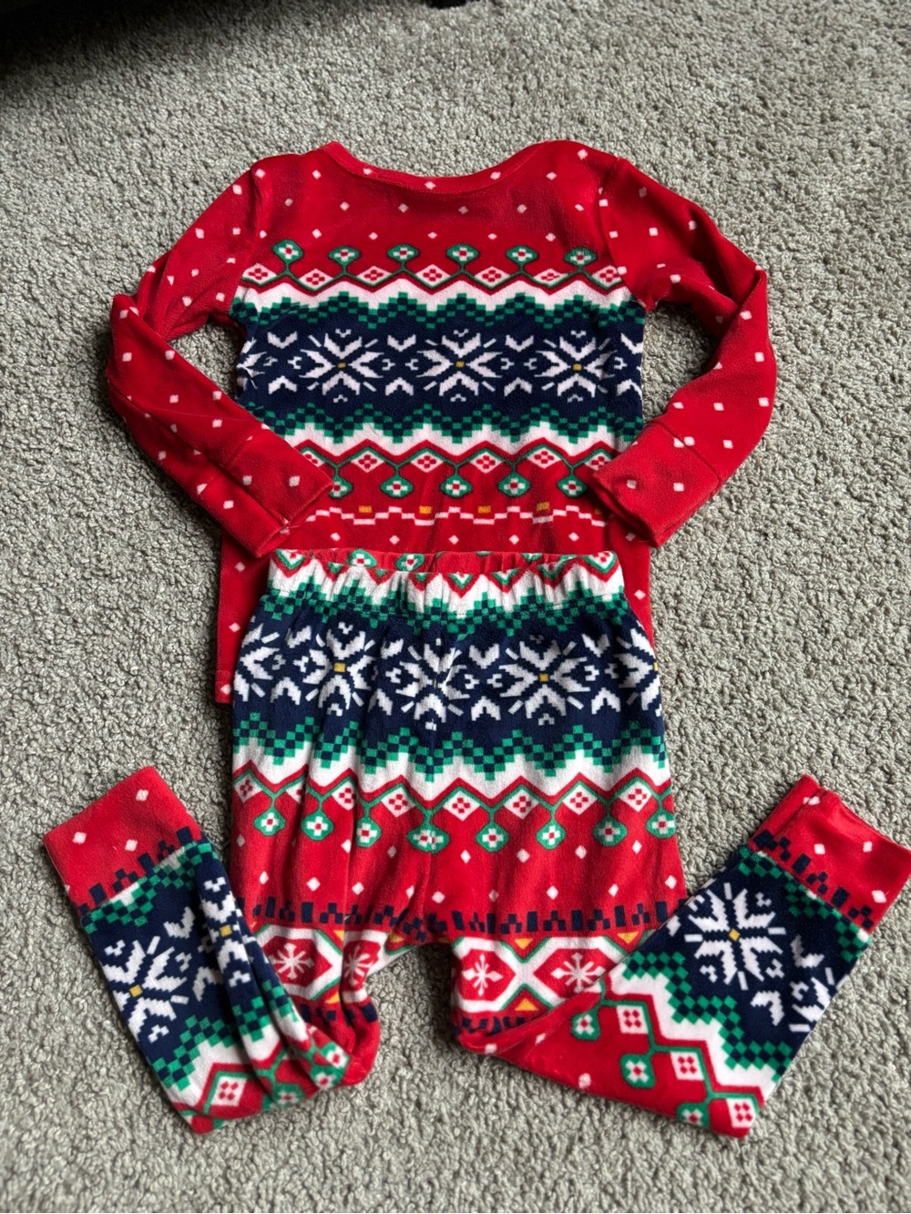 Cat & Jack 2T Red Christmas Holiday Kids Pajamas